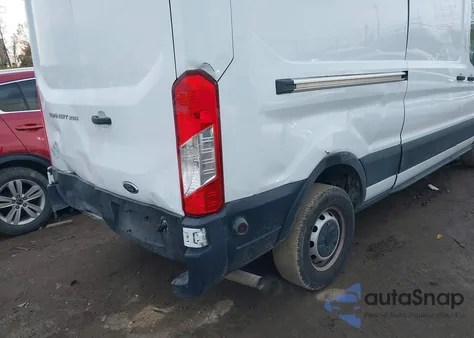 2020 Ford Transit-250 z USA, uszkodzony, nr VIN 1FTBR1C8XLKA06581